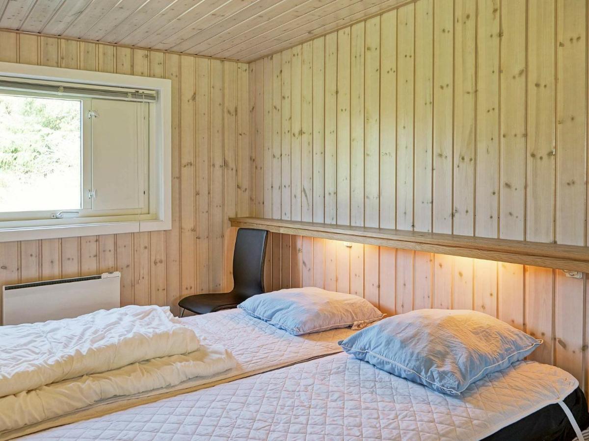12 Person Holiday Home In Aakirkeby Vester Somarken Exteriér fotografie