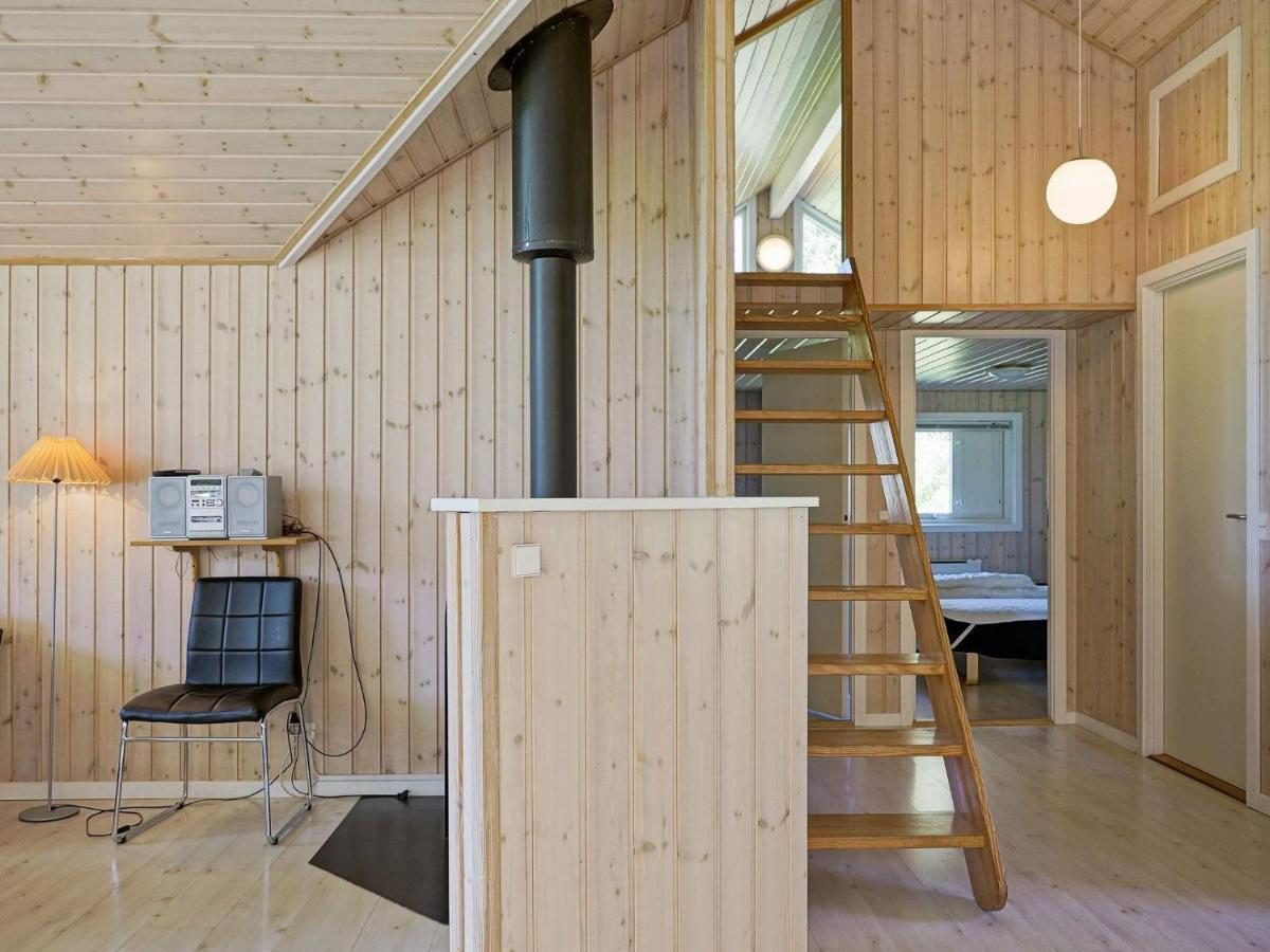 12 Person Holiday Home In Aakirkeby Vester Somarken Exteriér fotografie