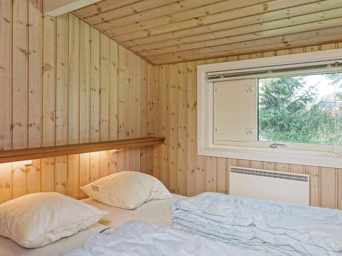 12 Person Holiday Home In Aakirkeby Vester Somarken Exteriér fotografie
