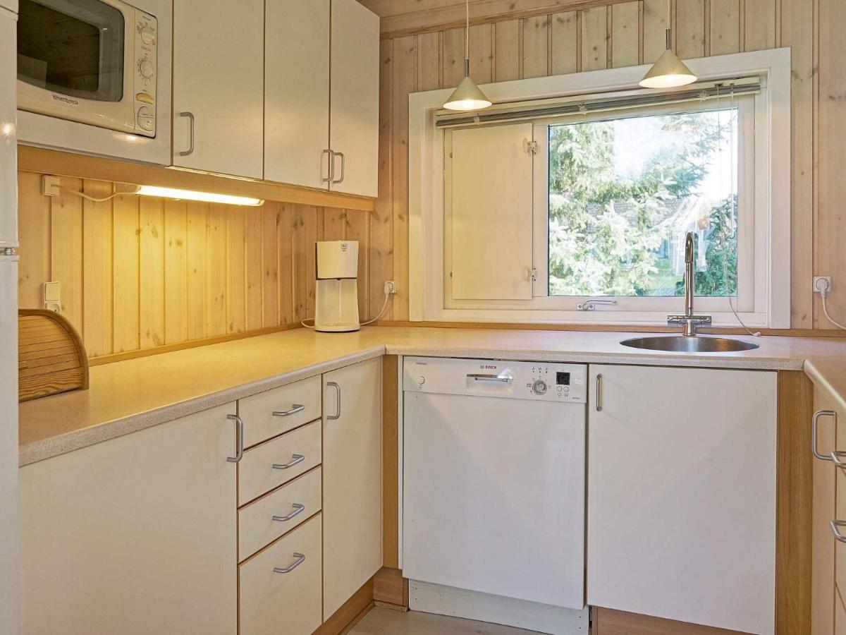 12 Person Holiday Home In Aakirkeby Vester Somarken Exteriér fotografie